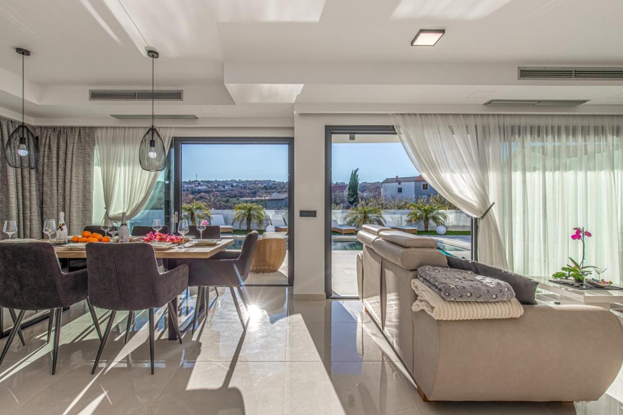 Villa Milly Vrh (Krk) Exterior foto